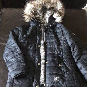 Girls Abercrombie winter coat with fair fur lining